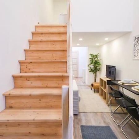 1 Bedroom Flat In Nyar Str., Central Budapest Bagian luar foto