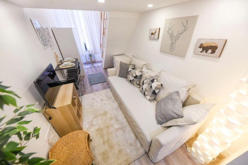 1 Bedroom Flat In Nyar Str., Central Budapest Bagian luar foto