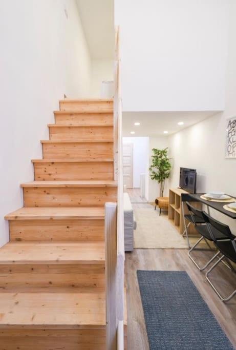 1 Bedroom Flat In Nyar Str., Central Budapest Bagian luar foto